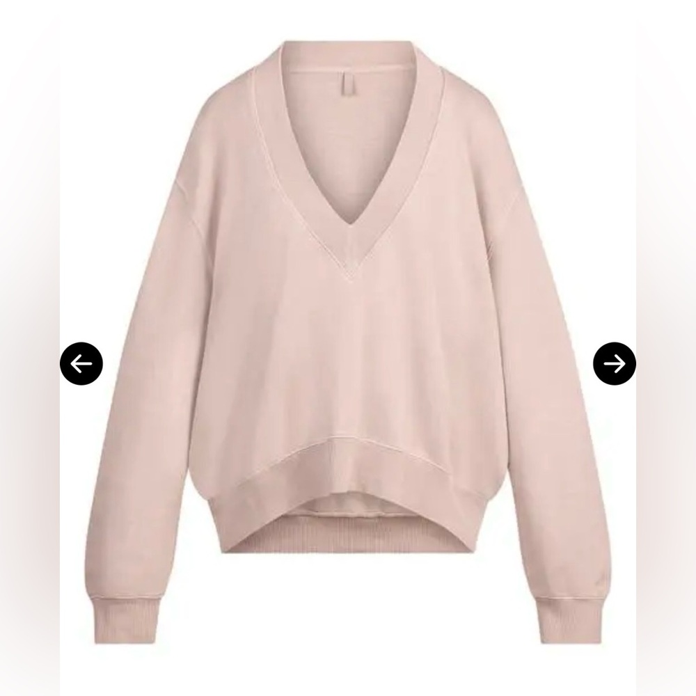 Skims Boyfriend Fleece VNeck in Light Fawn NWT